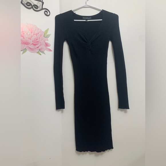 Sexy twist dress size S - Picture 2 of 2